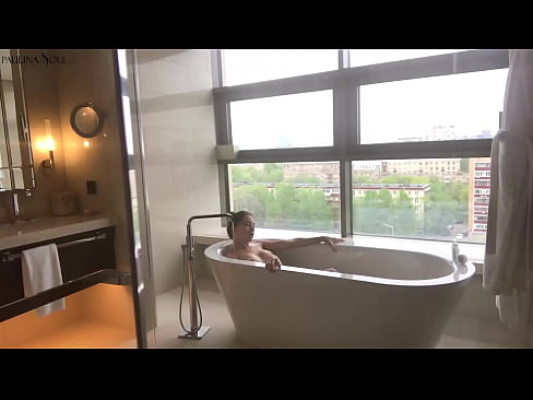 ❤️ Tremenda nena masturbando apasionadamente su coño en el baño ️❌ Video de porno en es.nastypornpics-com.ru ❌️